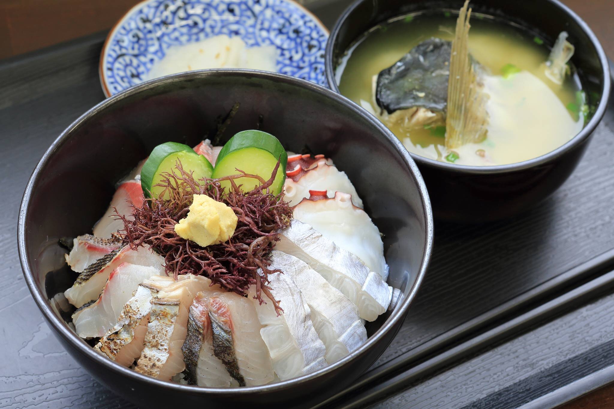 志摩の海鮮丼屋 丼写真.jpg